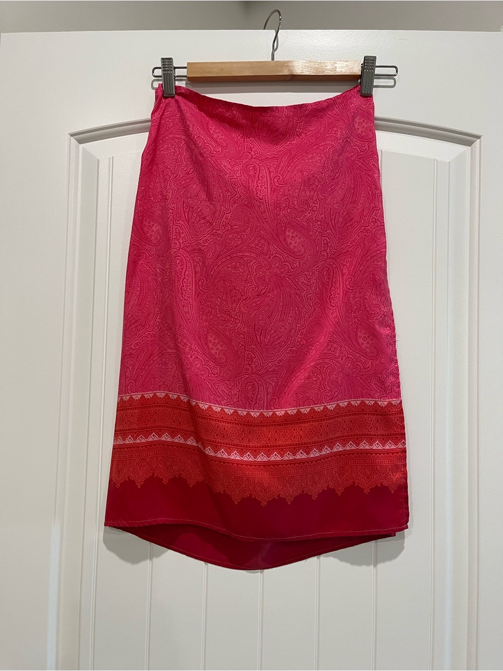Express Pink Paisley Silk Skirt with Red-Tone Accents